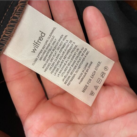 Wilfred Aritzia Chemistry Skirt Brown Faux Leather Stretchy Mini skirt sz 2 - Picture 8 of 10